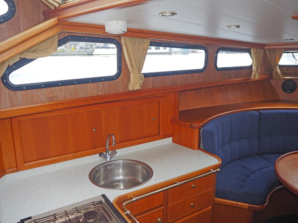 Fore ship, Accommodation